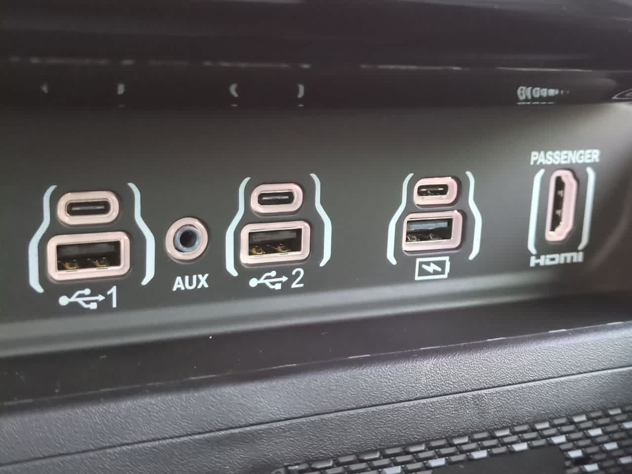 Thumbnail: 2026 RAM 1500 - 33