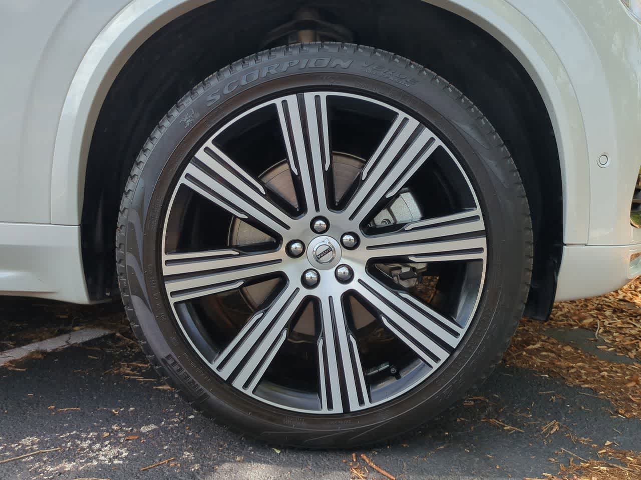 Thumbnail: 2022 Volvo XC90 - 14