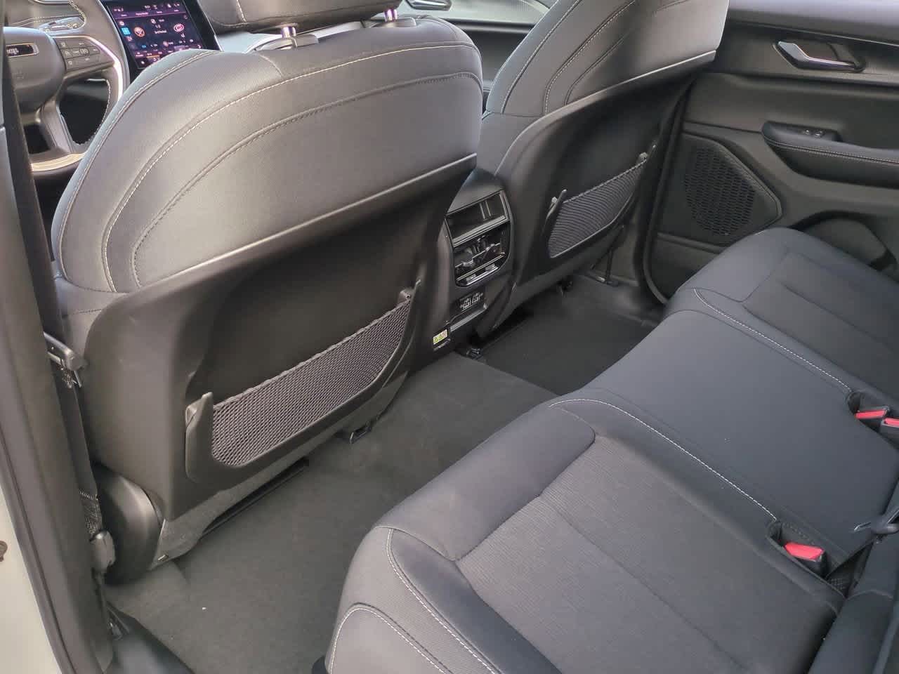 Thumbnail: 2025 Jeep Grand Cherokee - 19