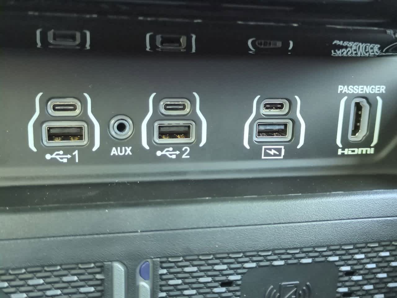 Thumbnail: 2026 RAM 1500 - 32