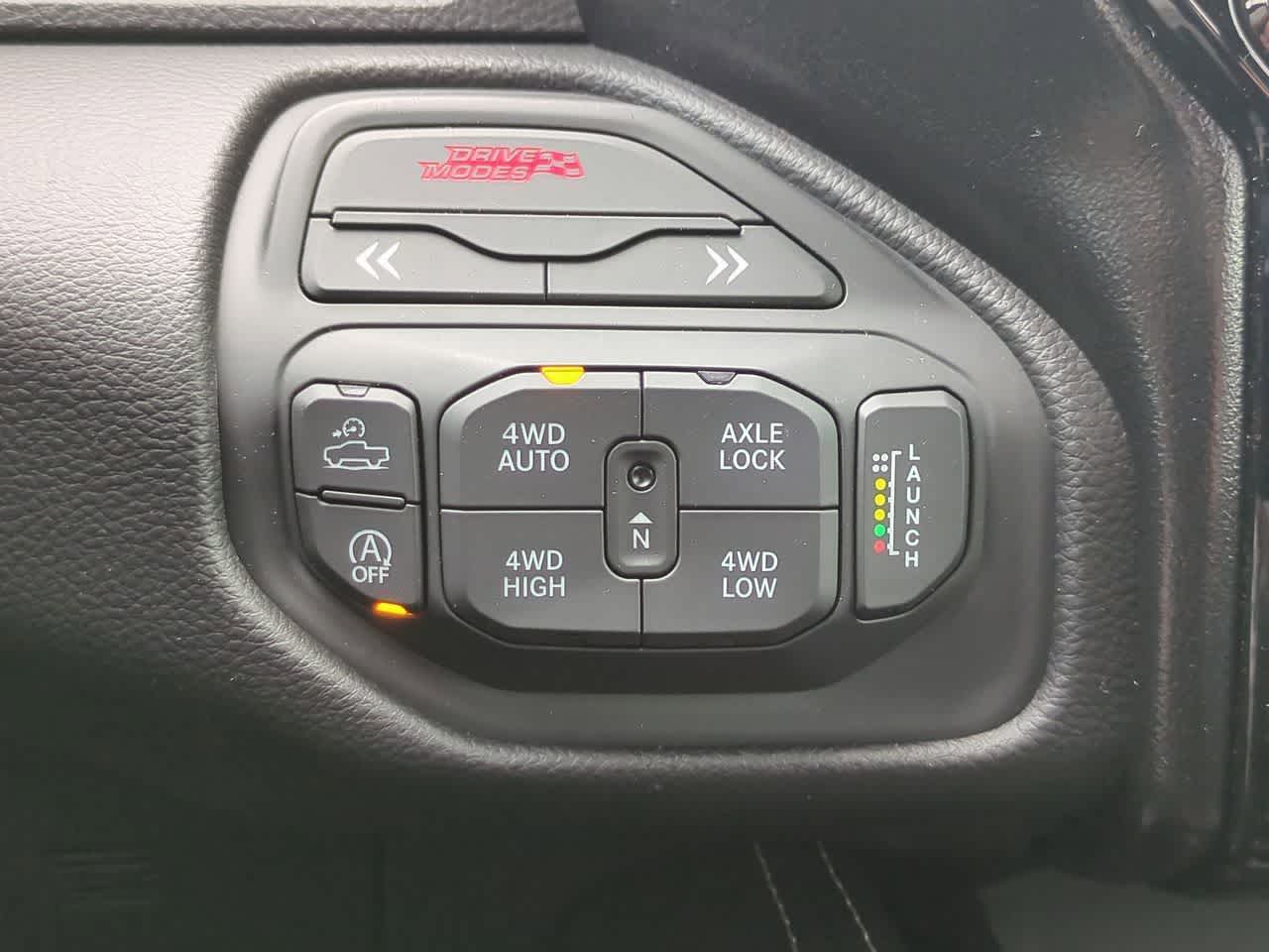 Thumbnail: 2026 RAM 1500 - 18