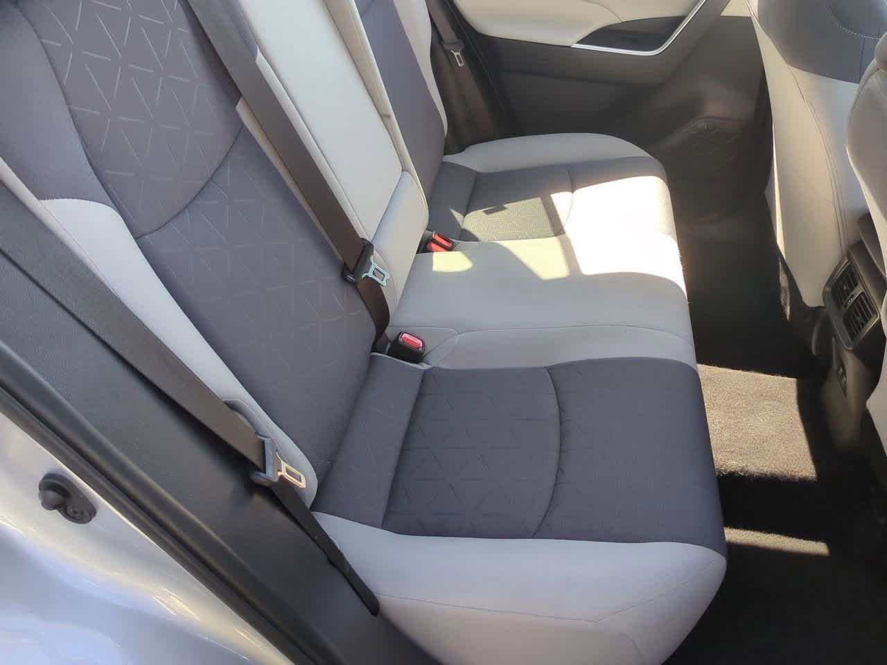 Thumbnail: 2019 Toyota RAV4 - 22