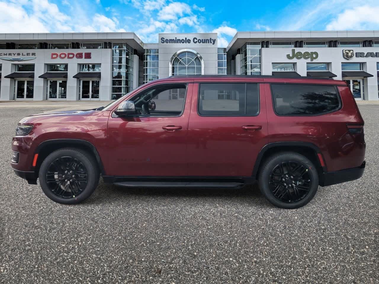 Thumbnail: 2025 Jeep Wagoneer - 4