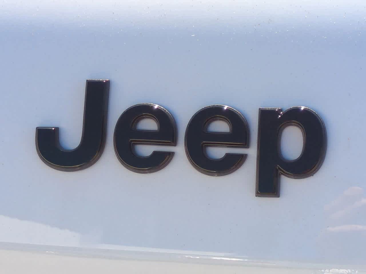 Thumbnail: 2025 Jeep Grand Cherokee L - 12