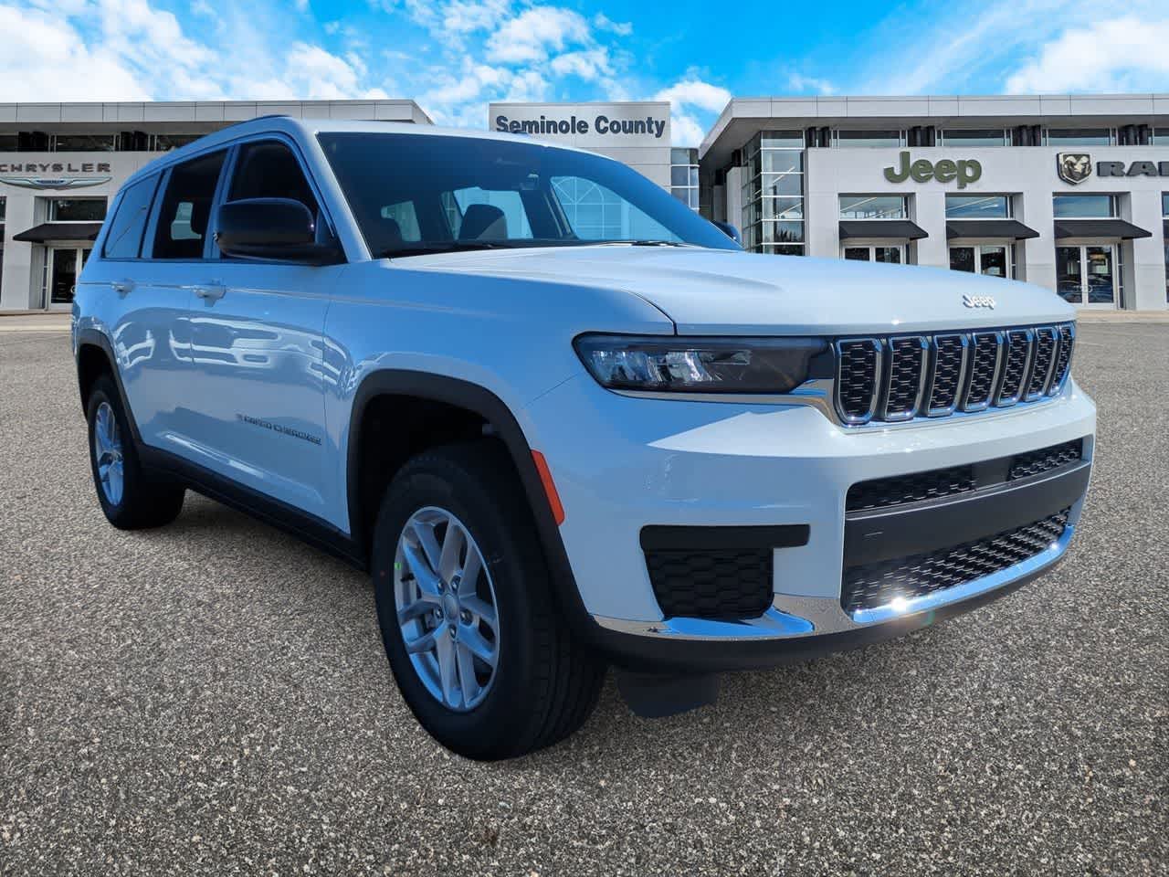 Thumbnail: 2025 Jeep Grand Cherokee L - 2