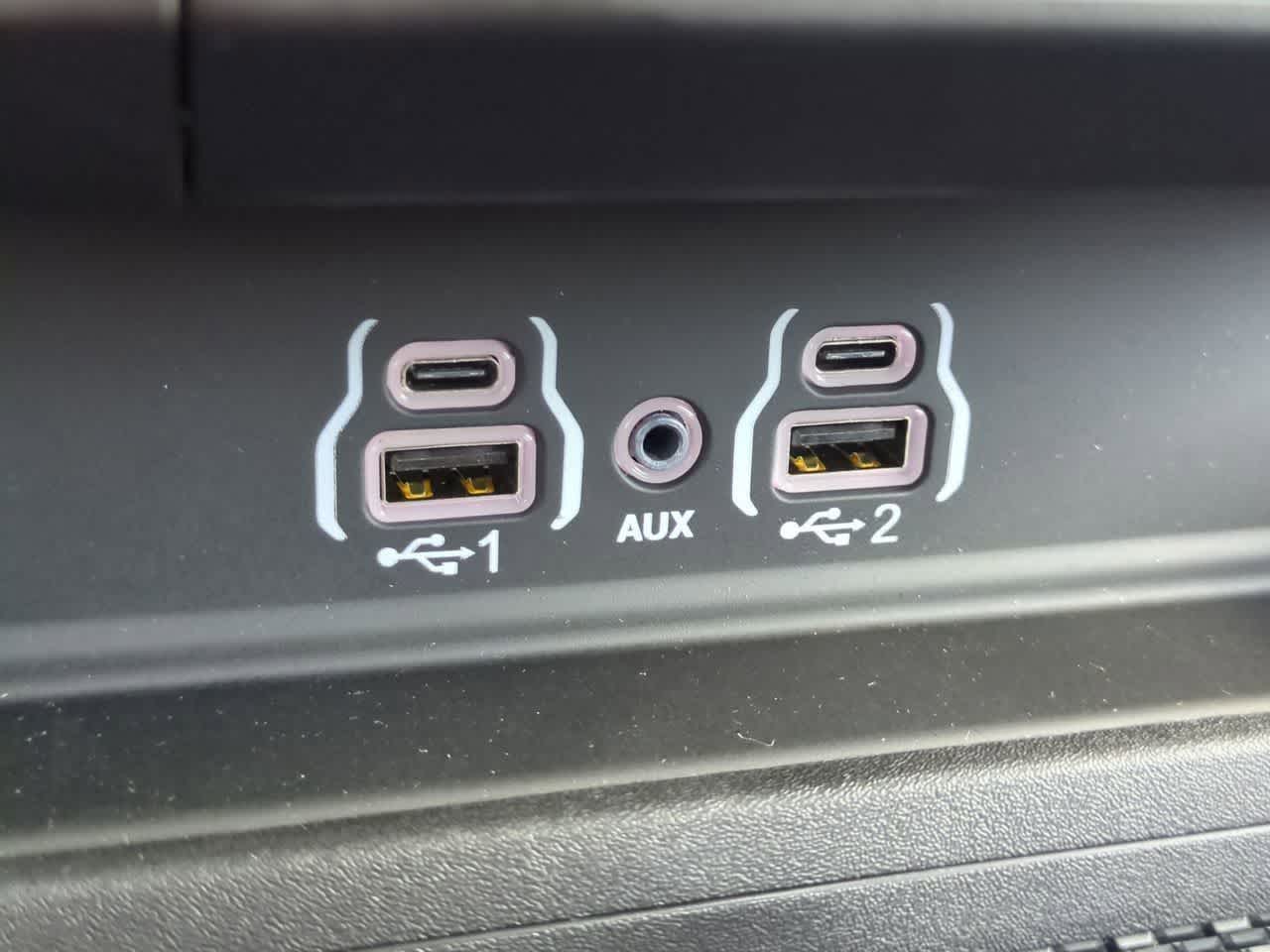 Thumbnail: 2026 RAM 1500 - 32