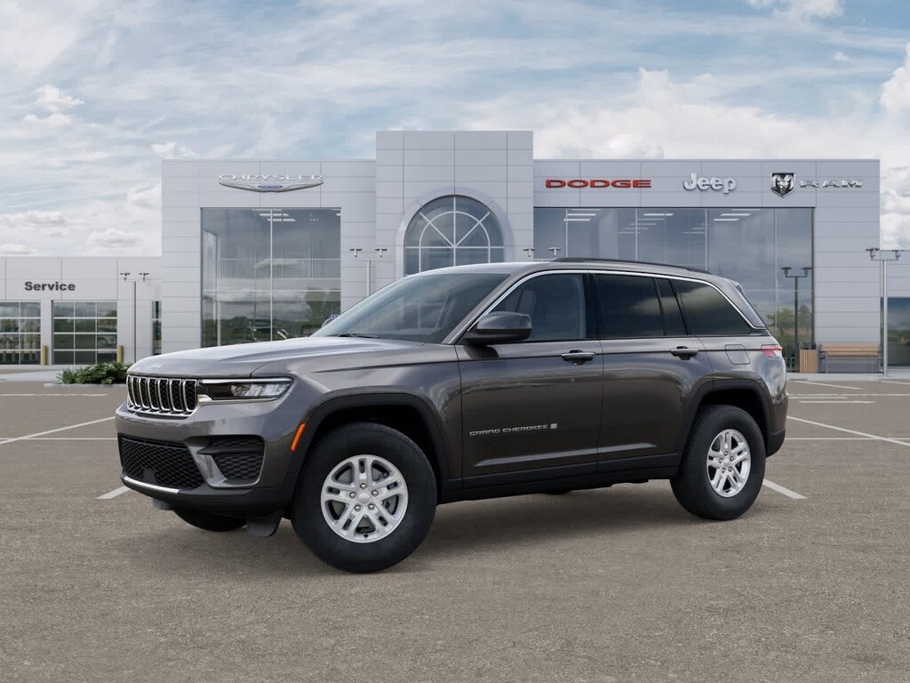 New 2025 Jeep Grand Cherokee Laredo SUV