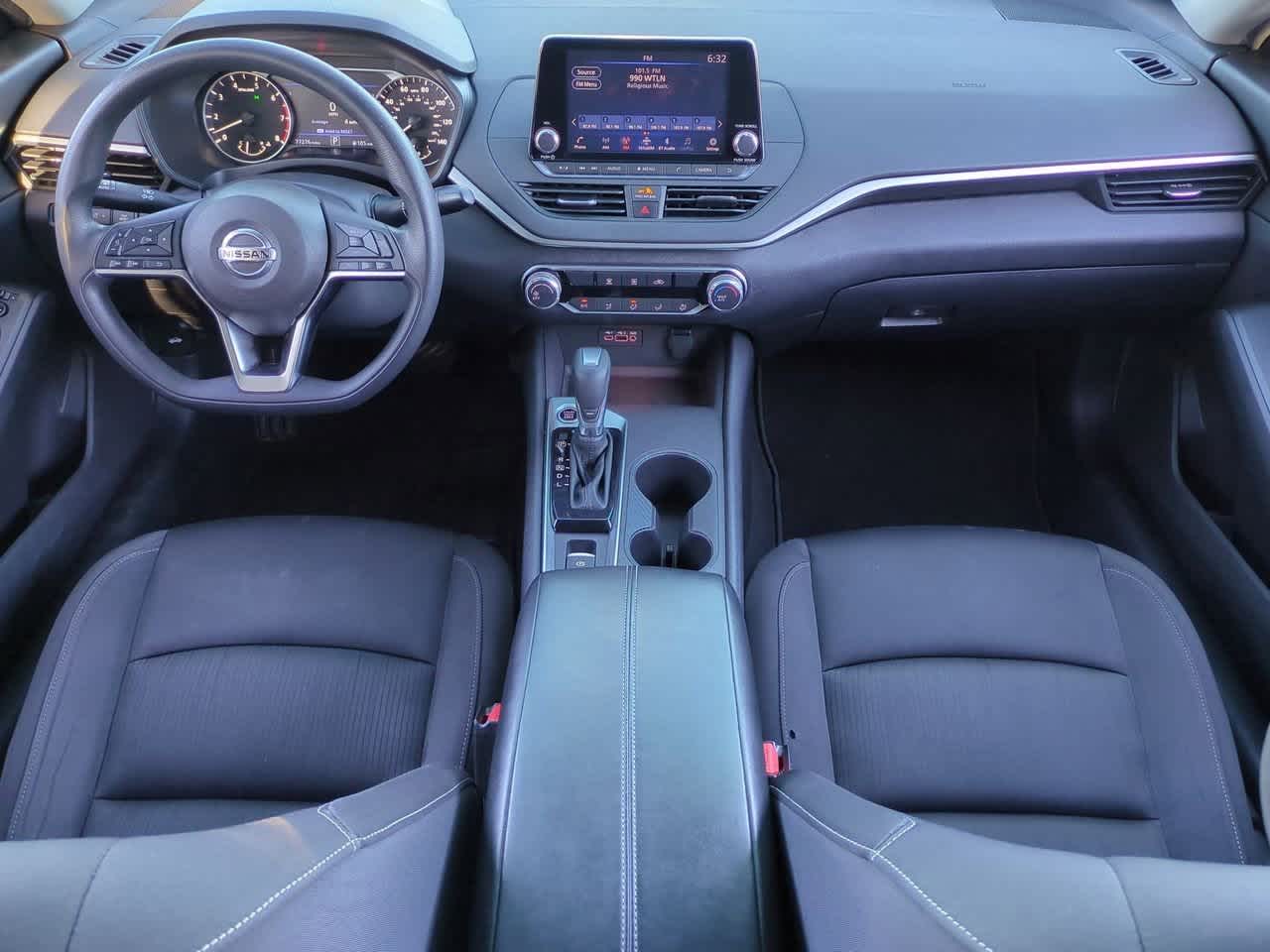 Thumbnail: 2019 Nissan Altima - 16