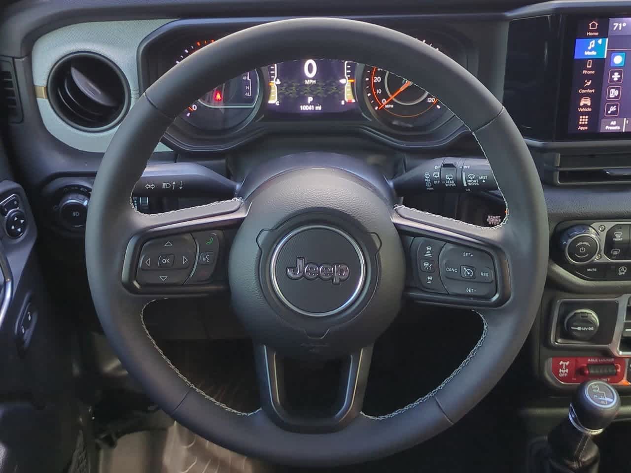 Thumbnail: 2025 Jeep Wrangler - 23