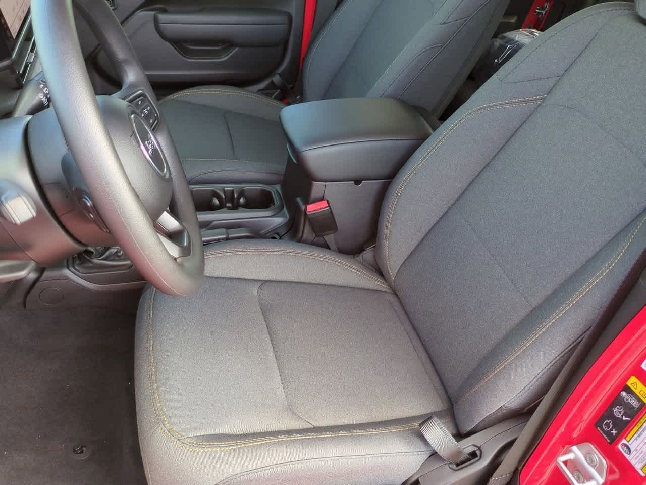 Thumbnail: 2025 Jeep Wrangler - 17