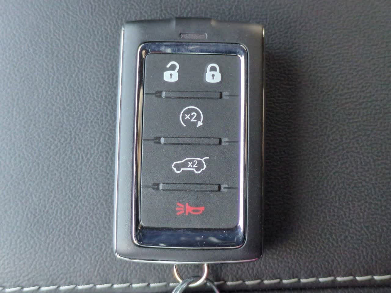 Thumbnail: 2025 Jeep Grand Cherokee L - 35