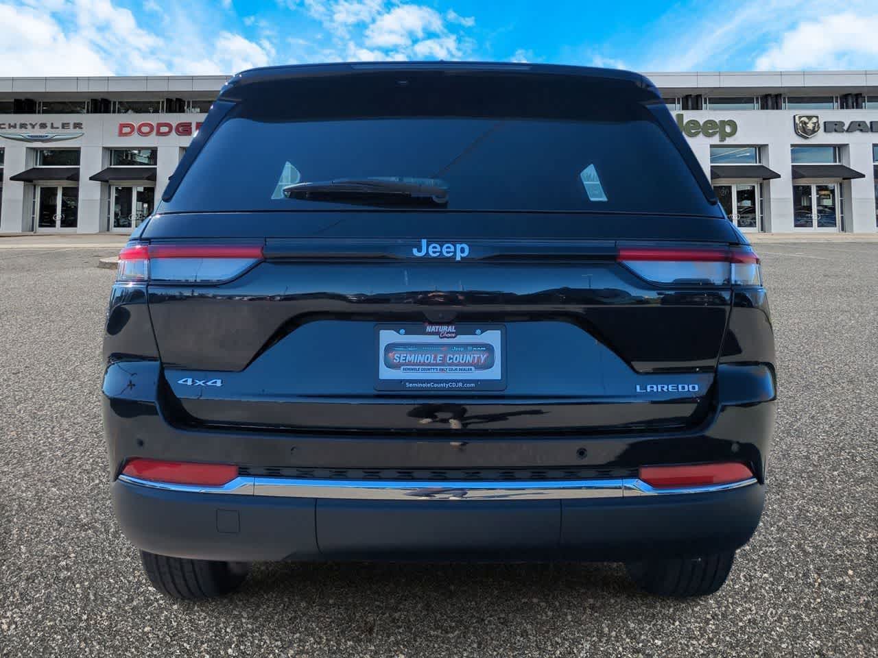 Thumbnail: 2025 Jeep Grand Cherokee - 7