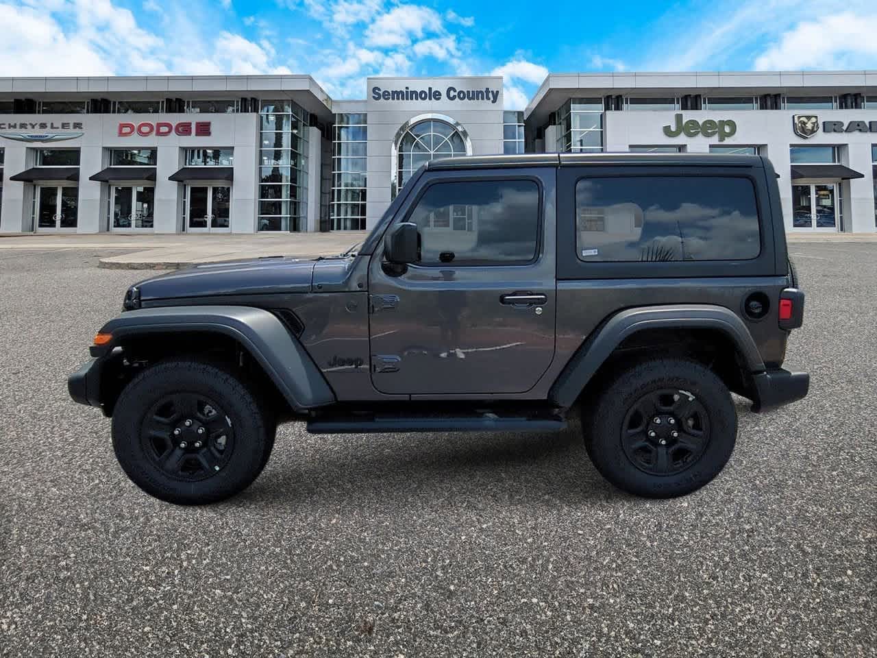 Thumbnail: 2025 Jeep Wrangler - 5