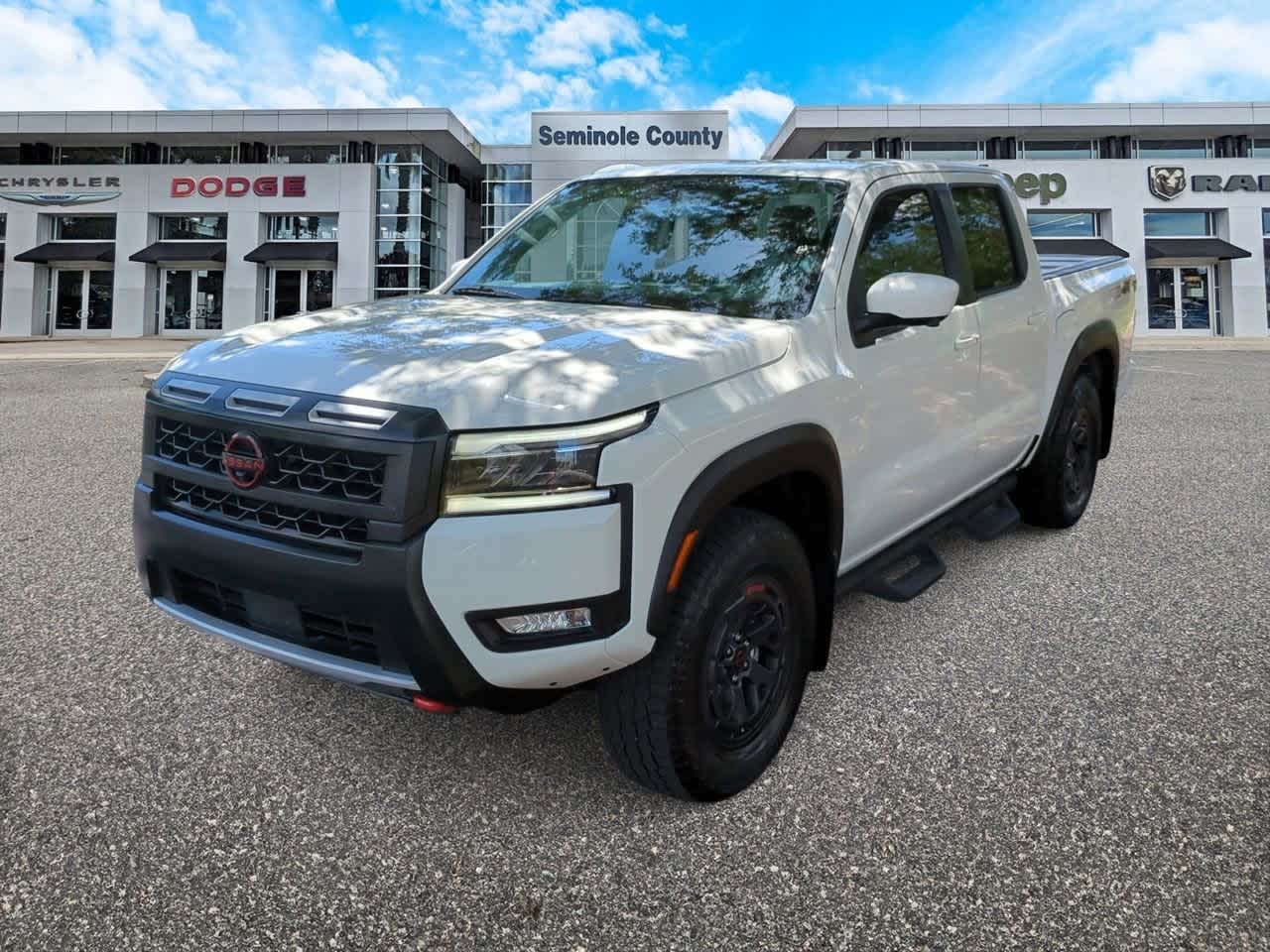 Thumbnail: 2025 Nissan Frontier - 4