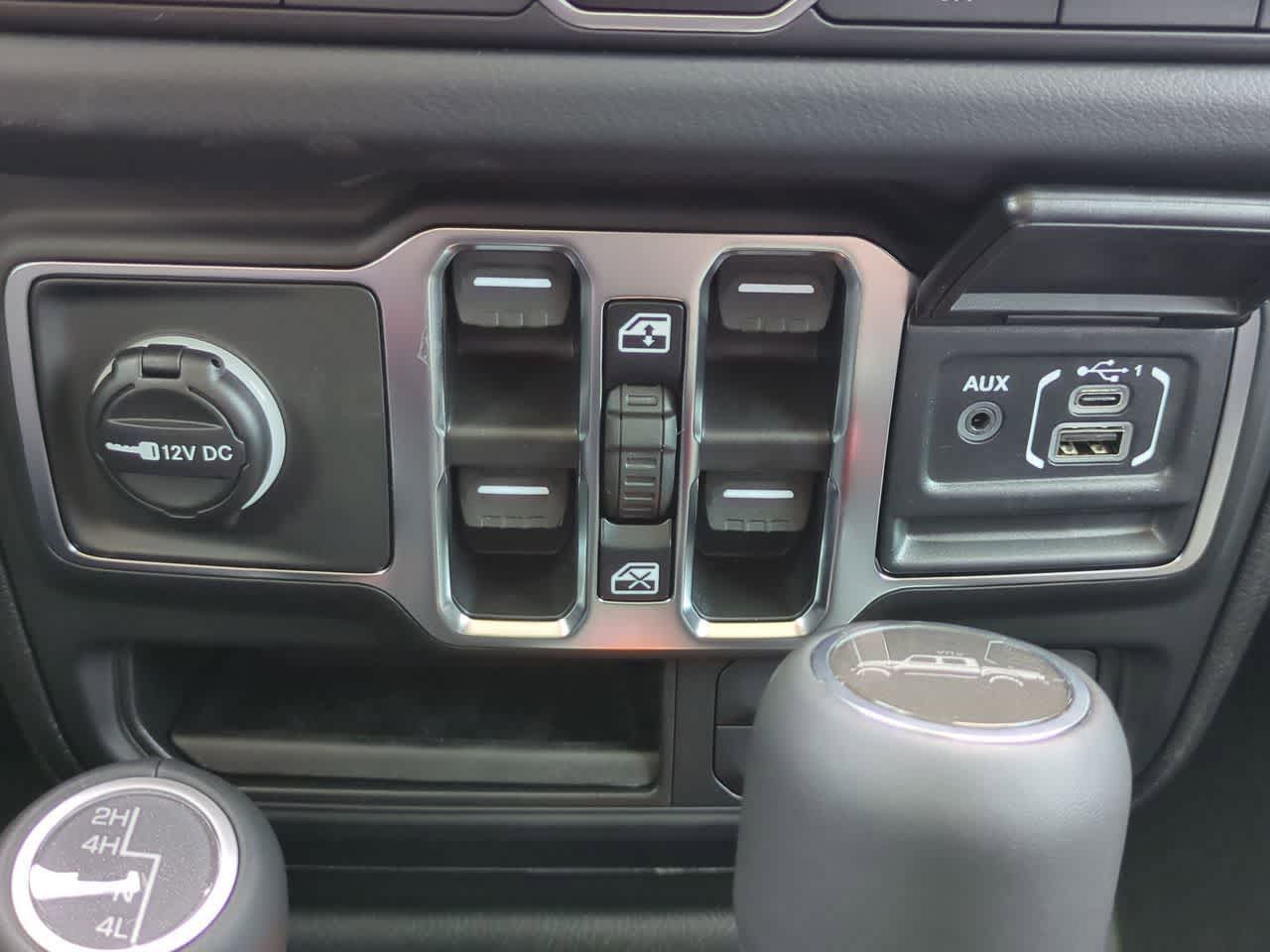 Thumbnail: 2026 Jeep Gladiator - 32