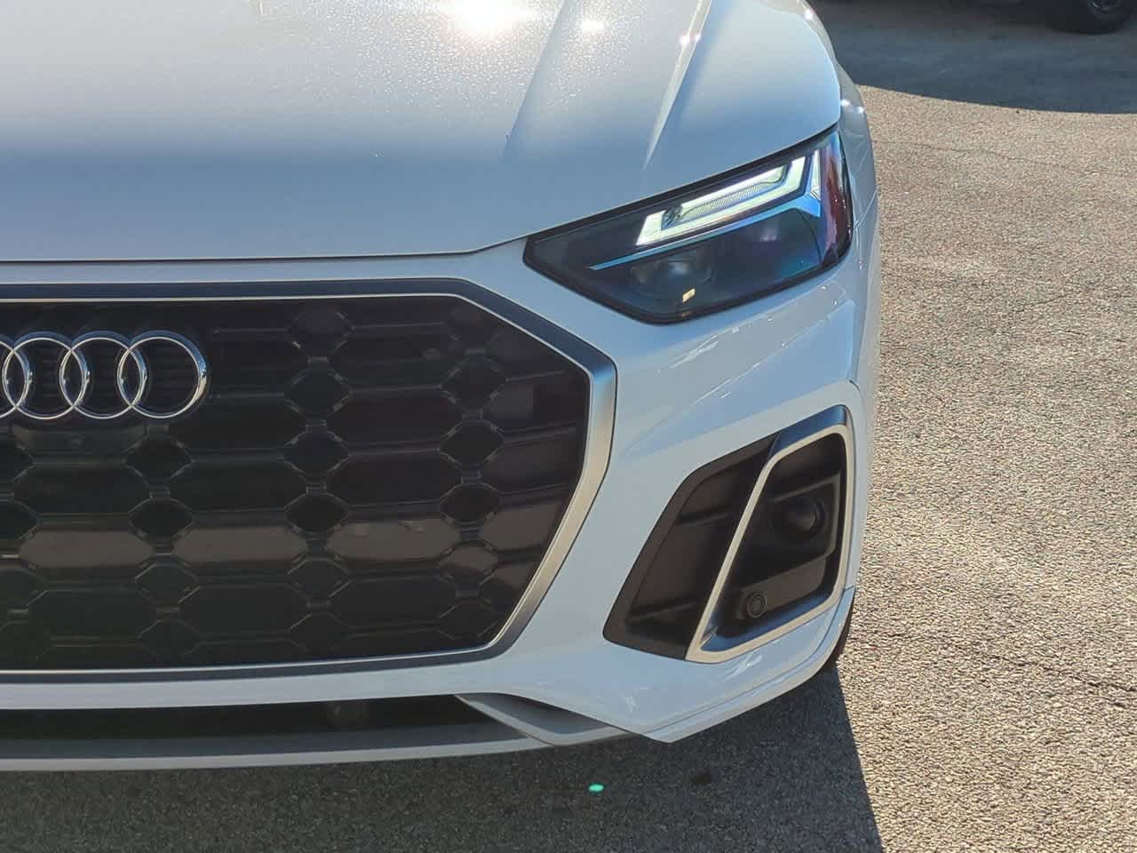 Thumbnail: 2024 Audi Q5 - 11