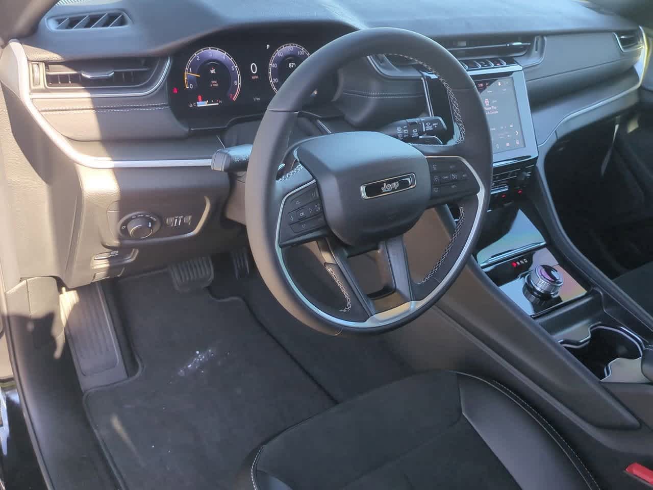 Thumbnail: 2025 Jeep Grand Cherokee L - 10