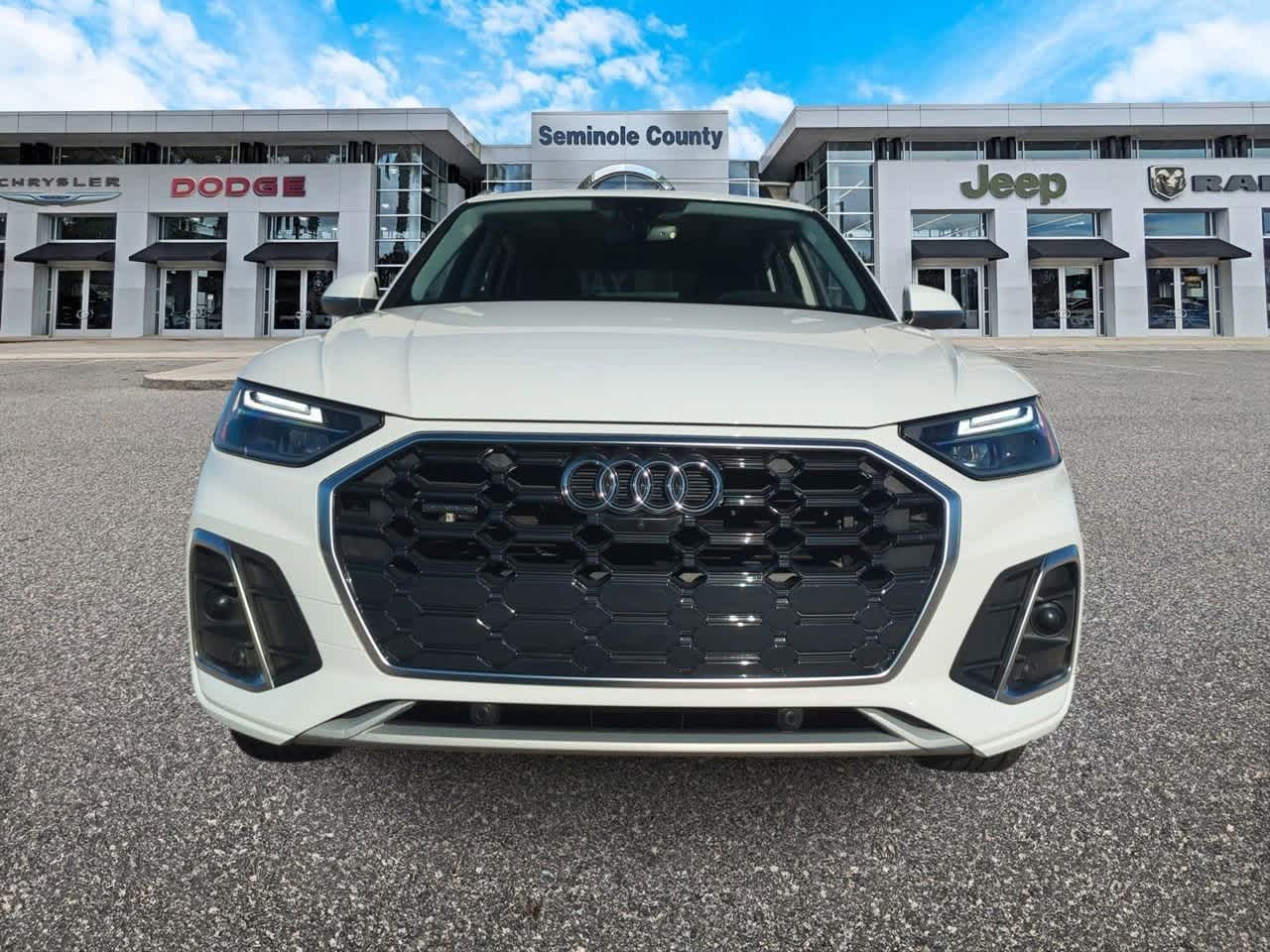 Thumbnail: 2024 Audi Q5 - 3