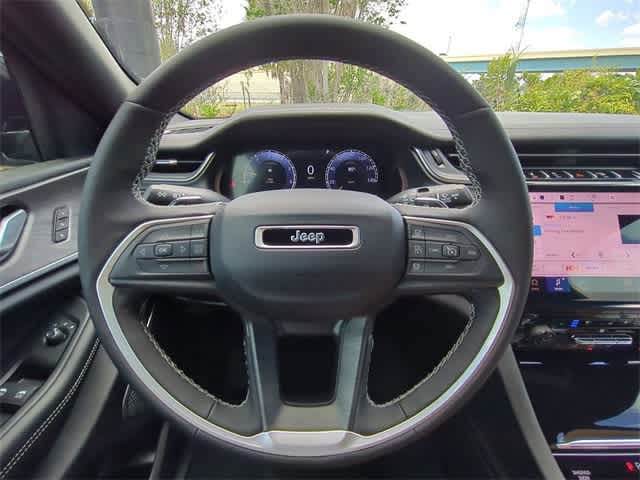 Thumbnail: 2025 Jeep Grand Cherokee - 25