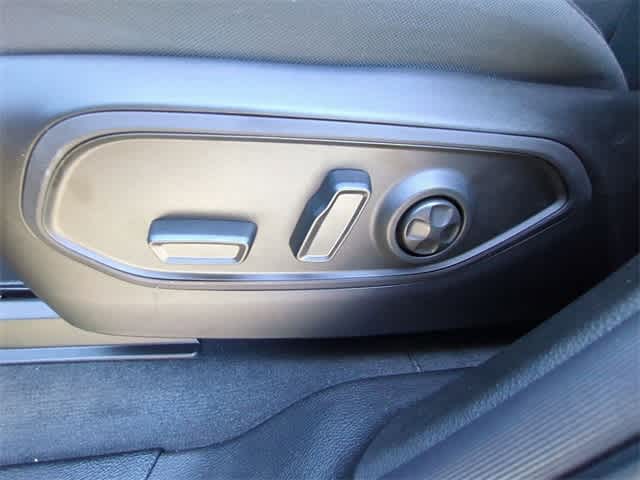 Thumbnail: 2025 Jeep Grand Cherokee - 18