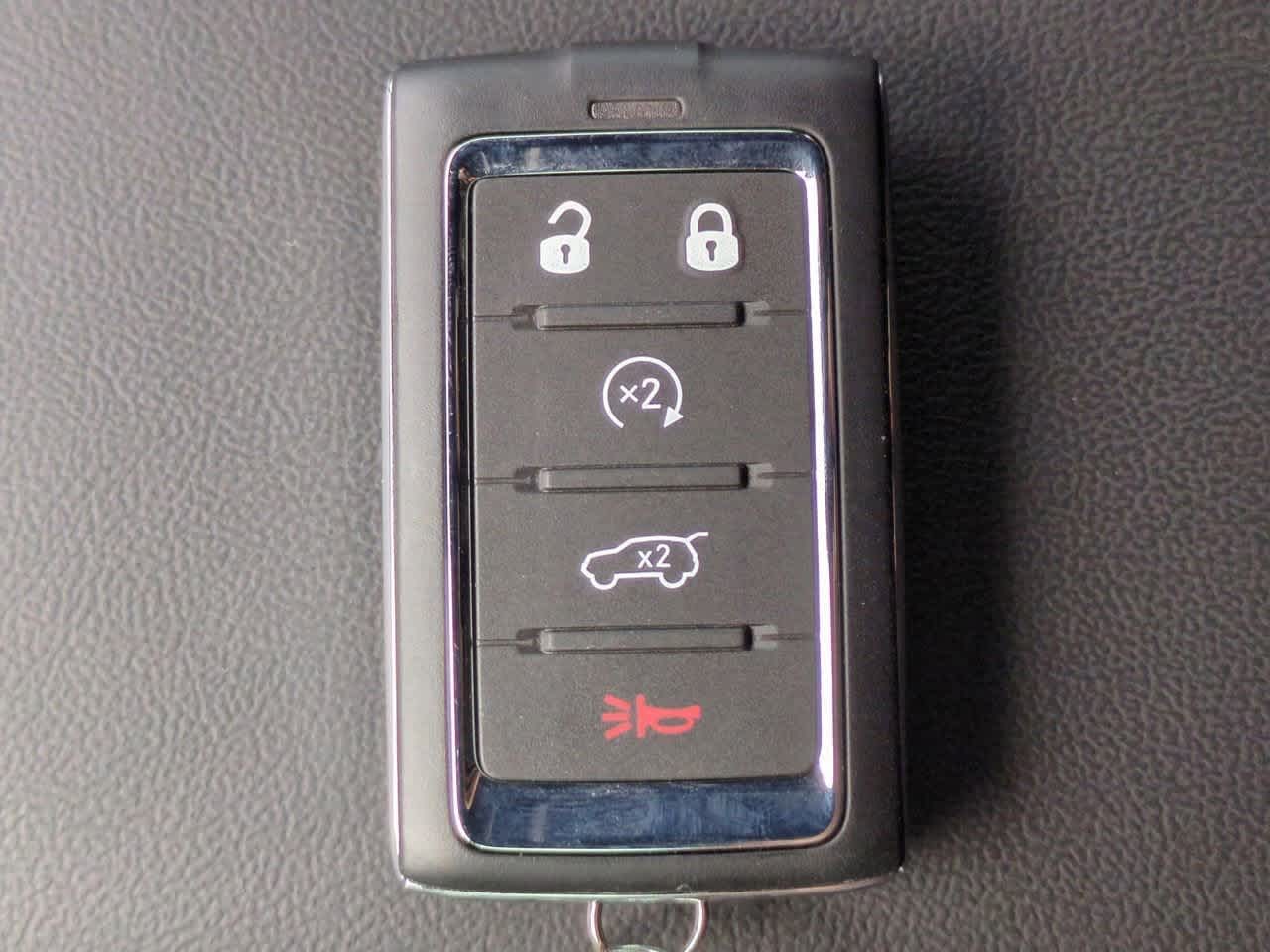 Thumbnail: 2025 Jeep Grand Cherokee - 35