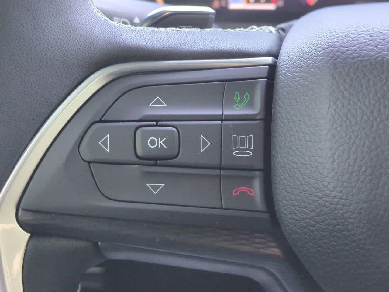 Thumbnail: 2025 Jeep Grand Cherokee - 25