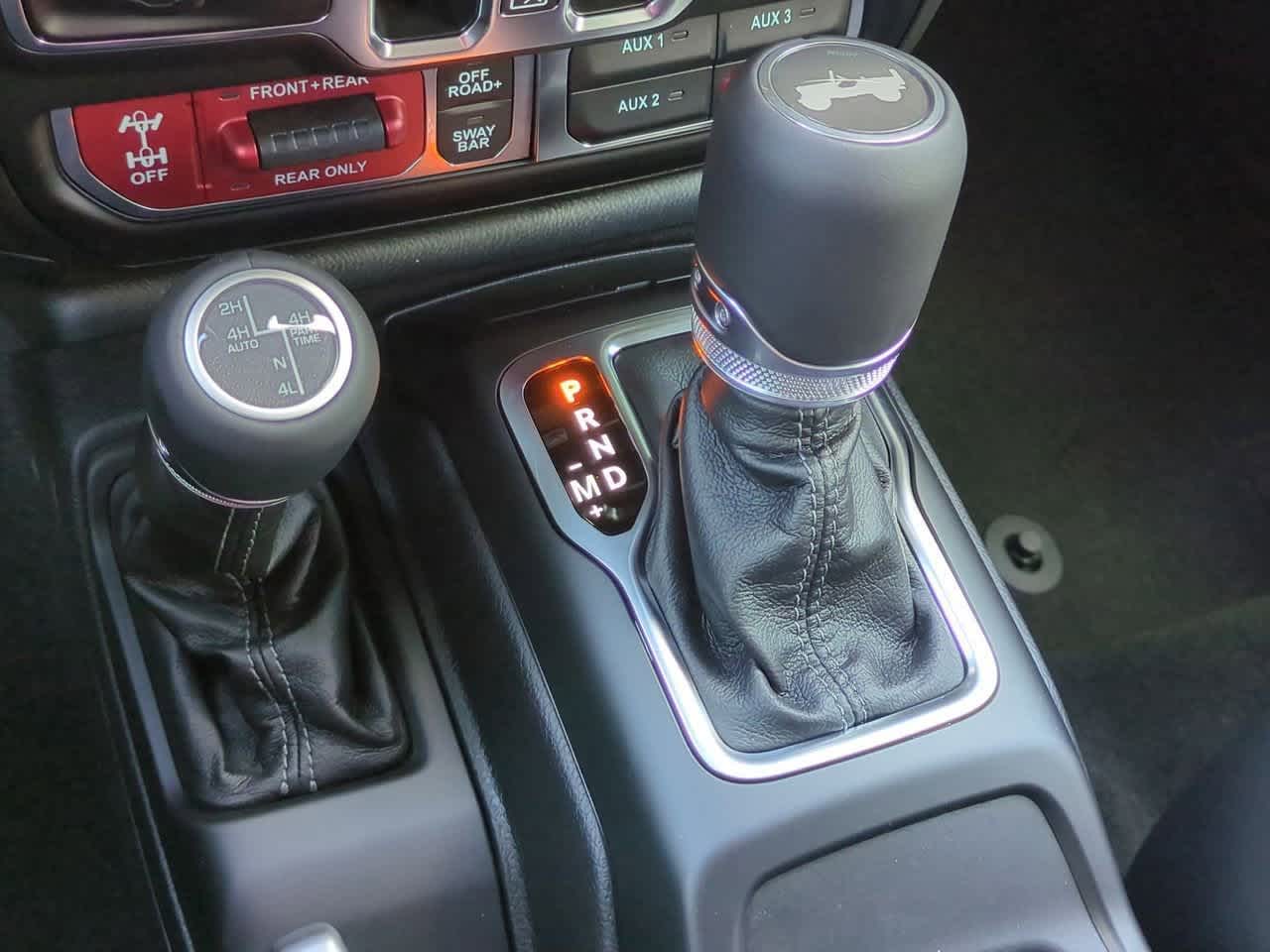 Thumbnail: 2025 Jeep Wrangler - 32