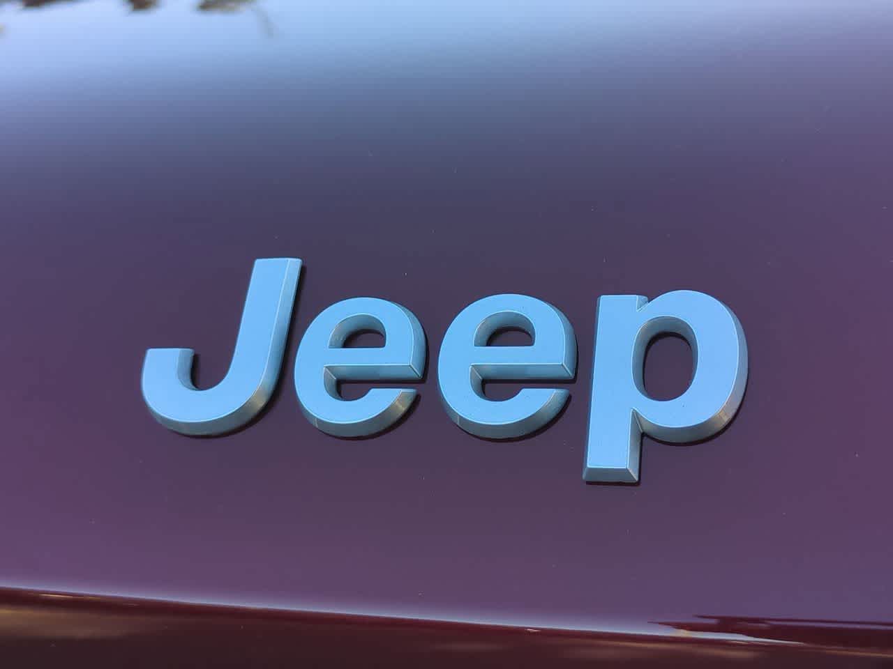 Thumbnail: 2025 Jeep Grand Cherokee - 12