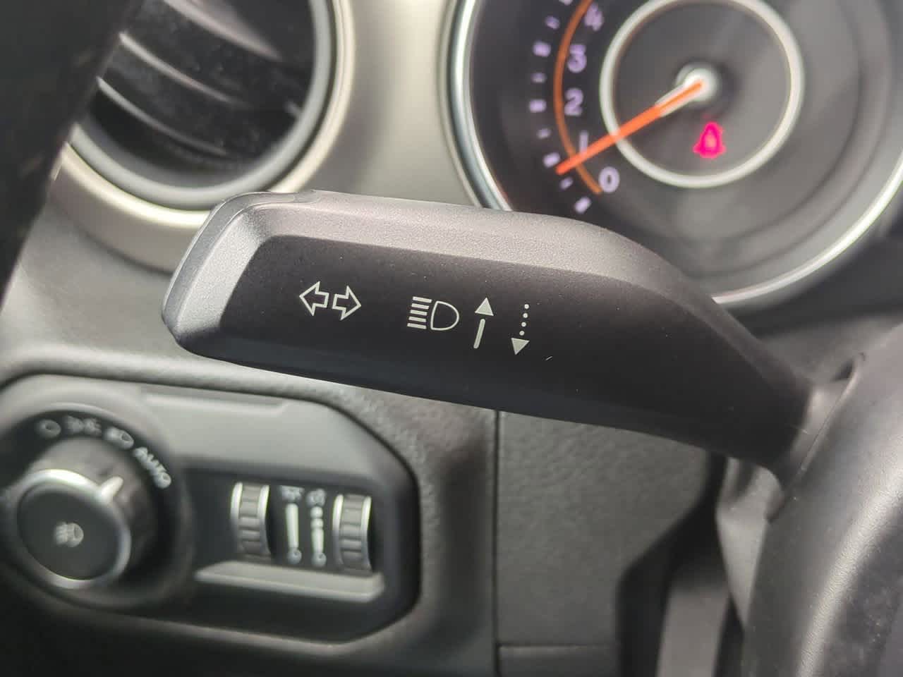 Thumbnail: 2018 Jeep Wrangler - 27