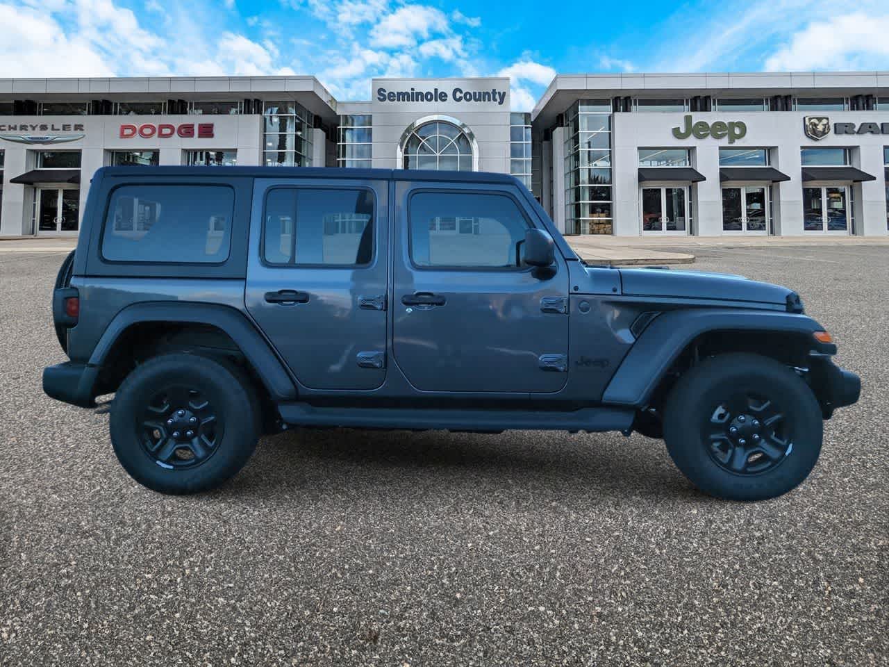 Thumbnail: 2026 Jeep Wrangler - 9