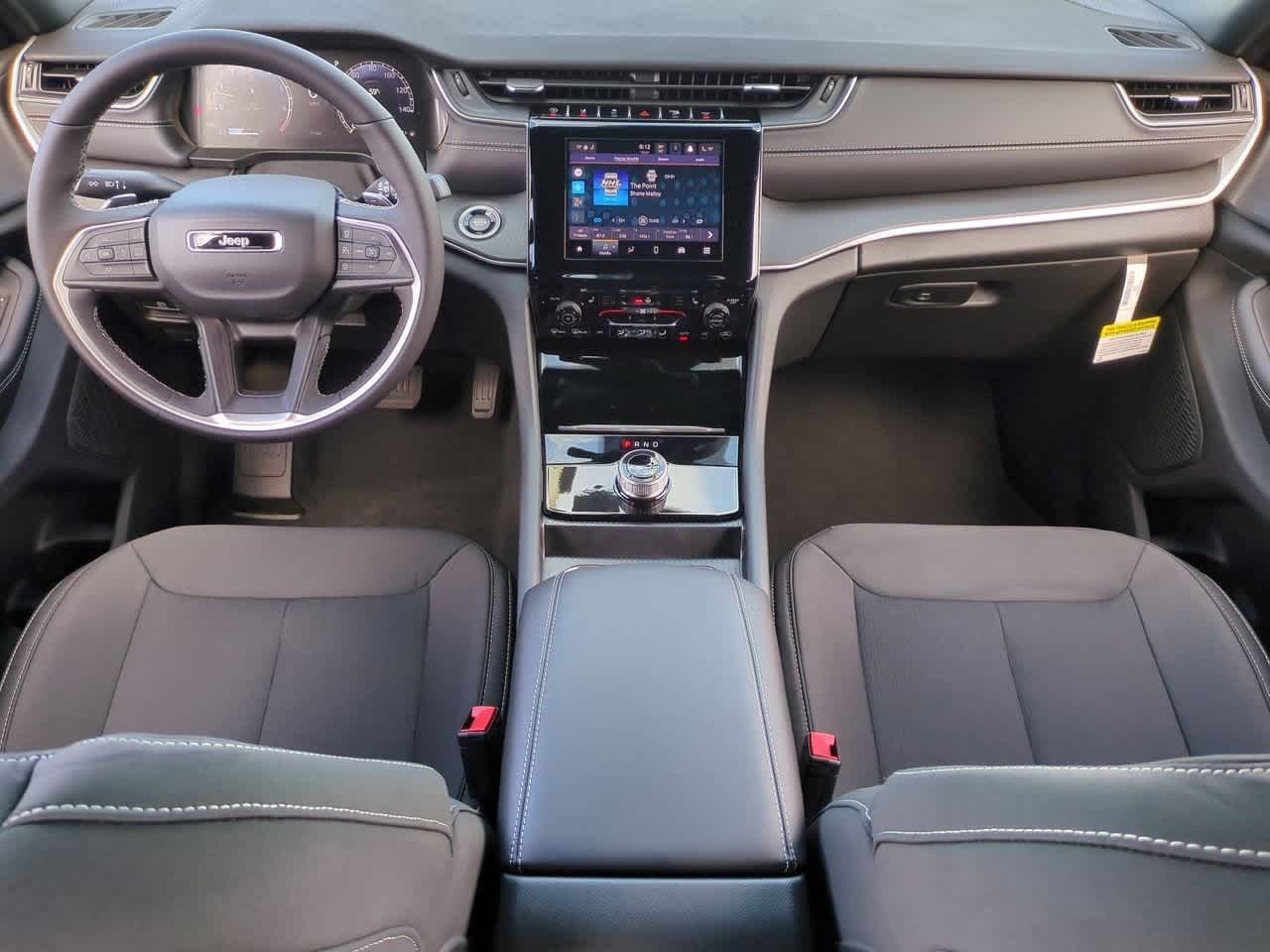 Thumbnail: 2025 Jeep Grand Cherokee L - 16