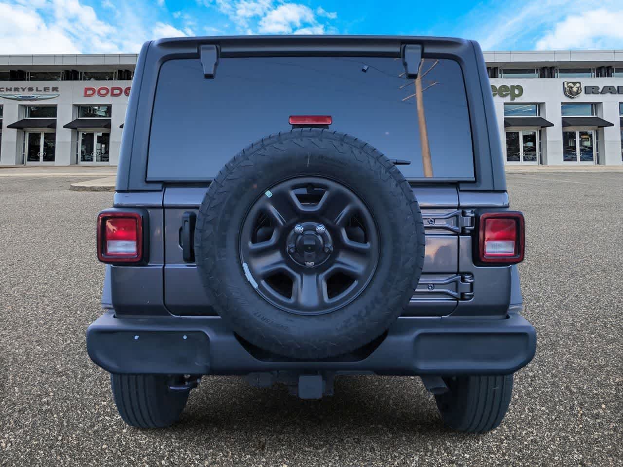 Thumbnail: 2026 Jeep Wrangler - 7