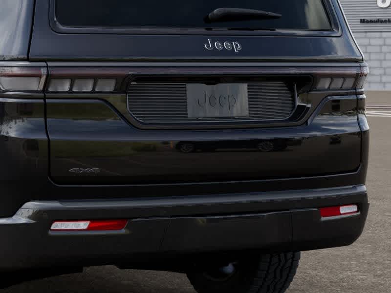Thumbnail: 2026 Jeep Grand Wagoneer - 13
