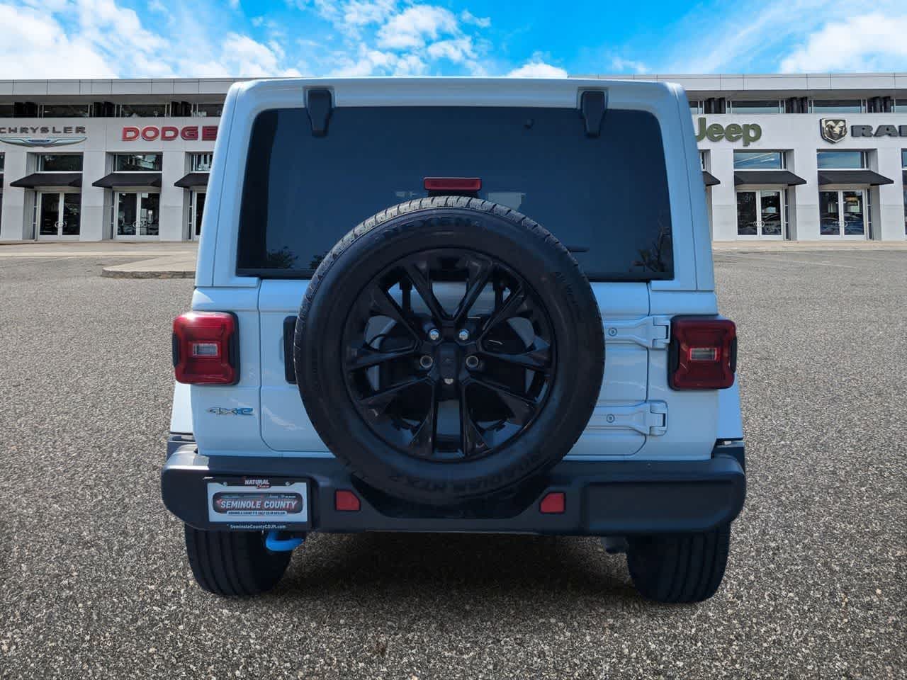 Thumbnail: 2024 Jeep Wrangler - 7