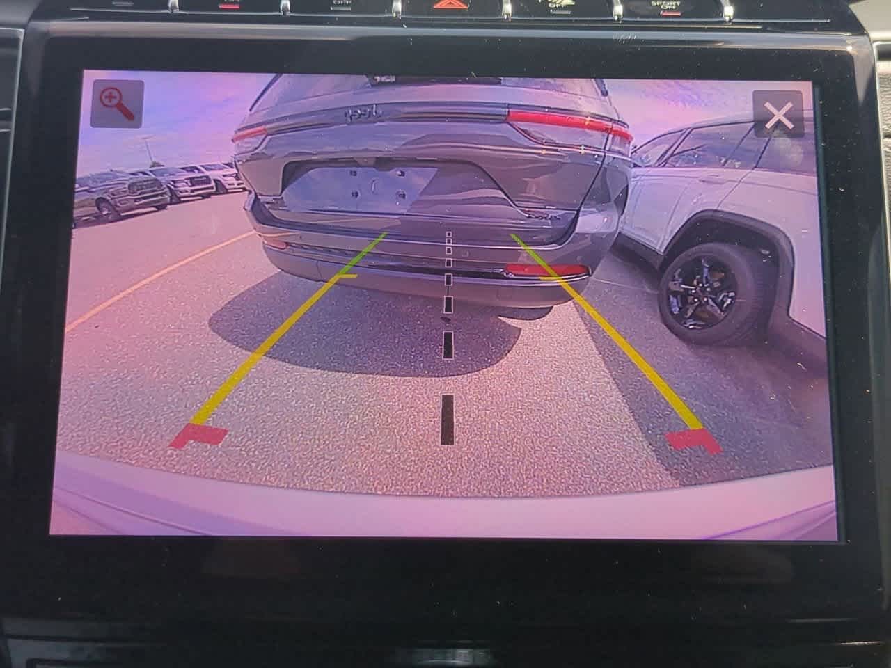 Thumbnail: 2025 Jeep Grand Cherokee - 31