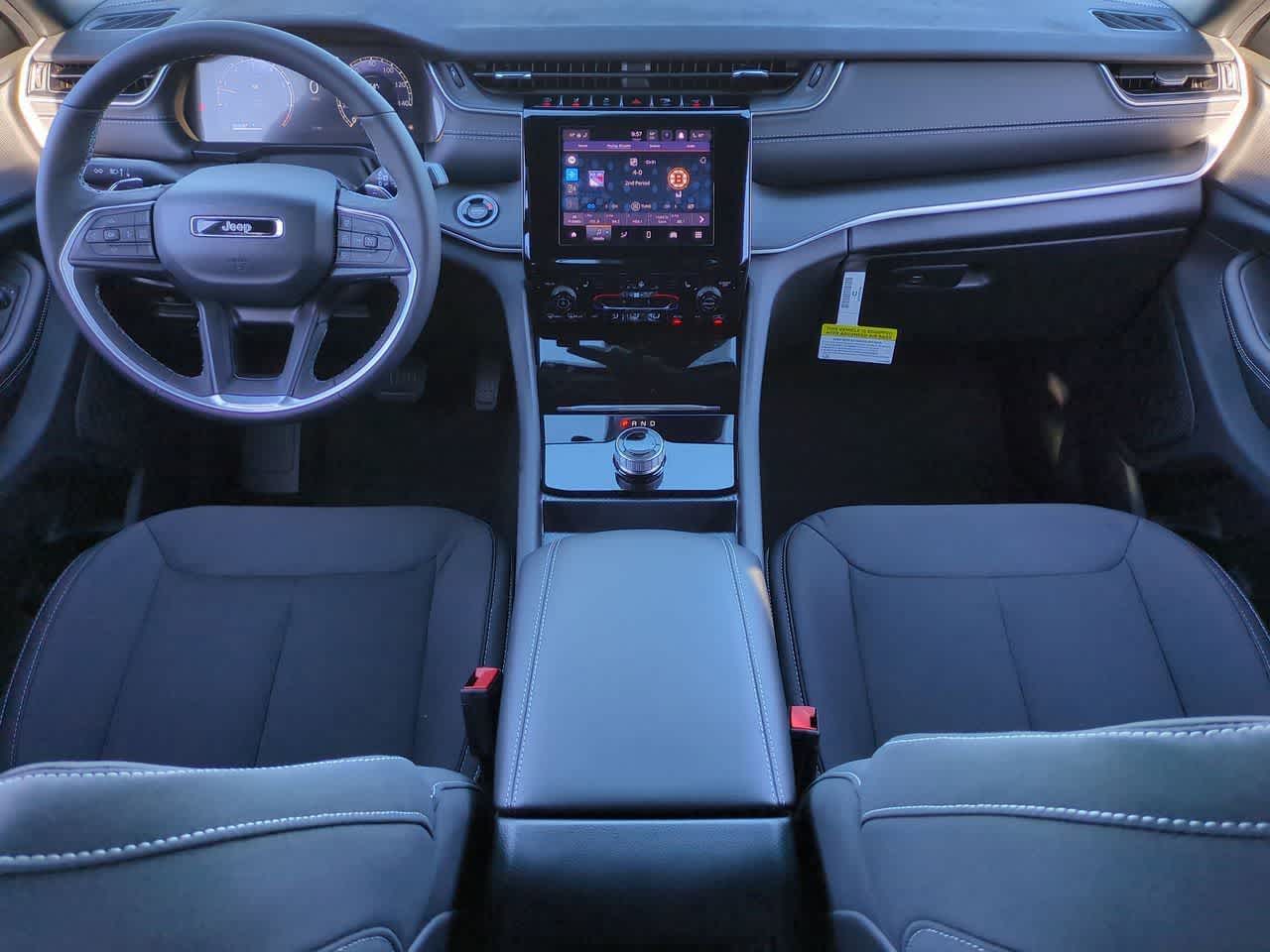 Thumbnail: 2025 Jeep Grand Cherokee - 16