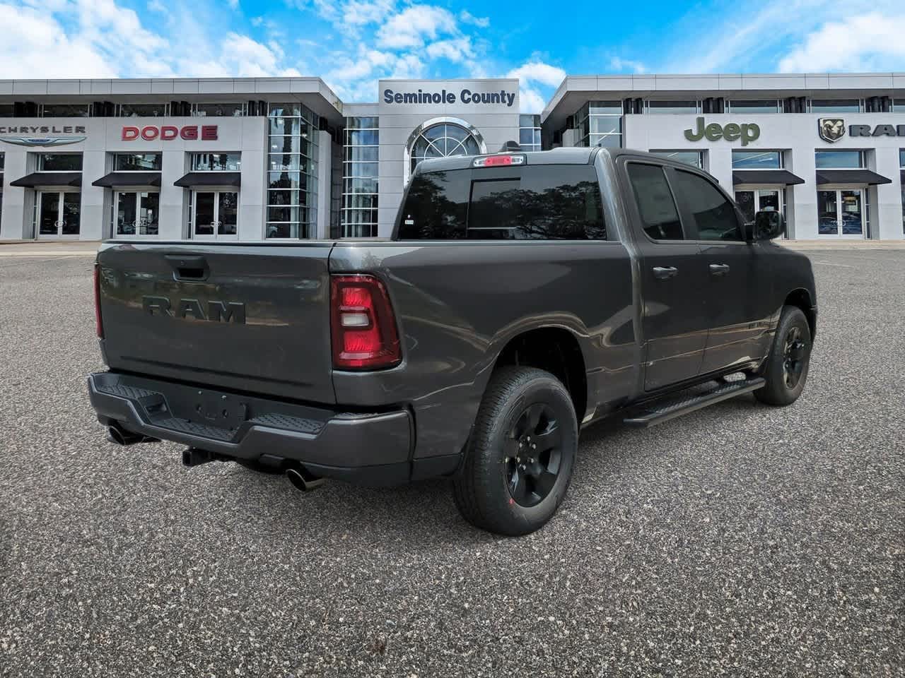 Thumbnail: 2025 RAM 1500 - 8