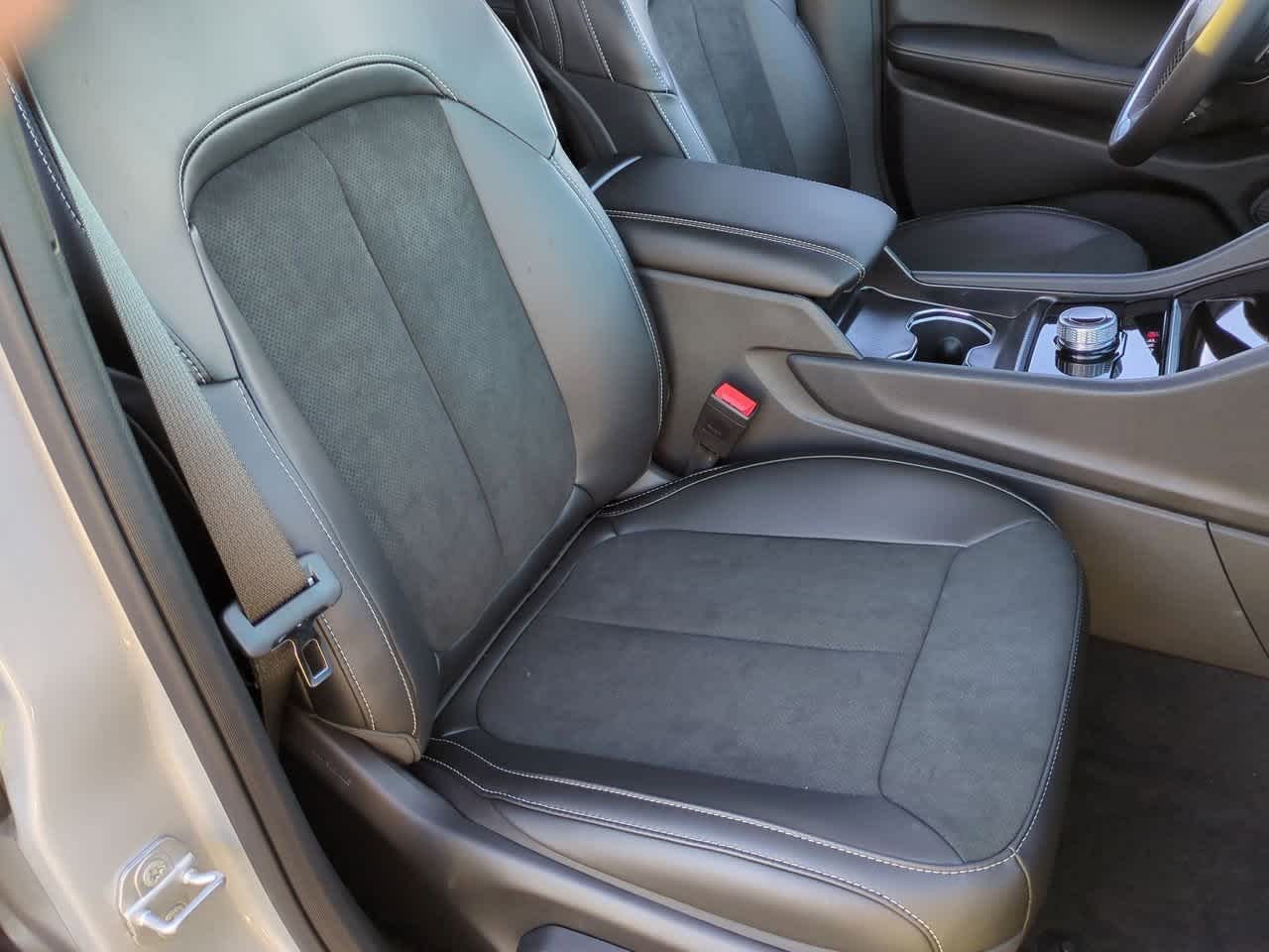 Thumbnail: 2025 Jeep Grand Cherokee - 23