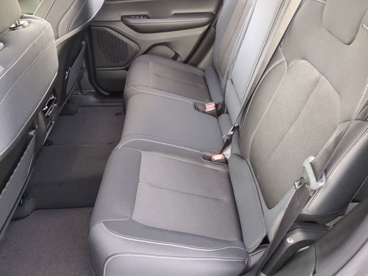 Thumbnail: 2025 Jeep Grand Cherokee - 20