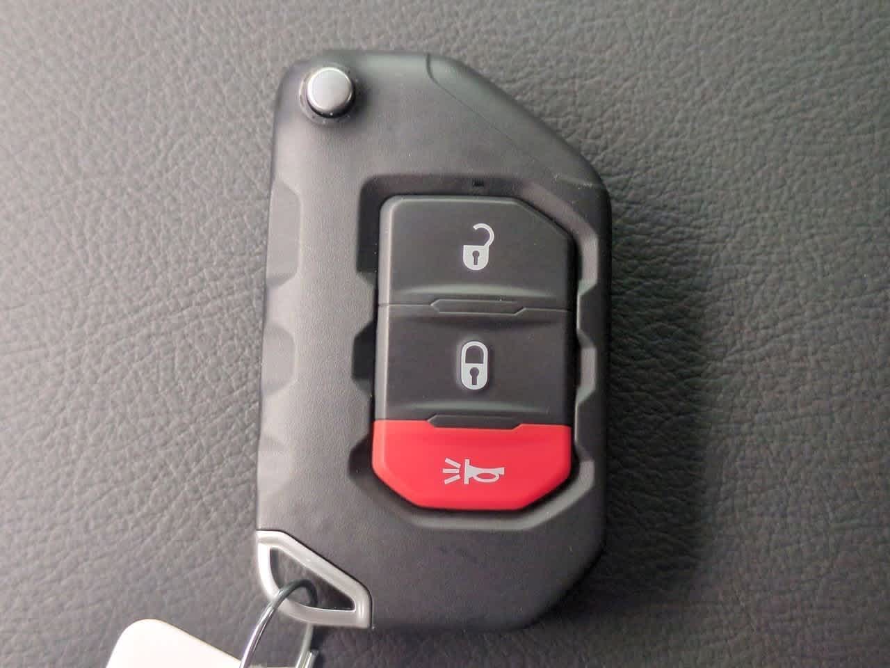 Thumbnail: 2025 Jeep Wrangler - 36