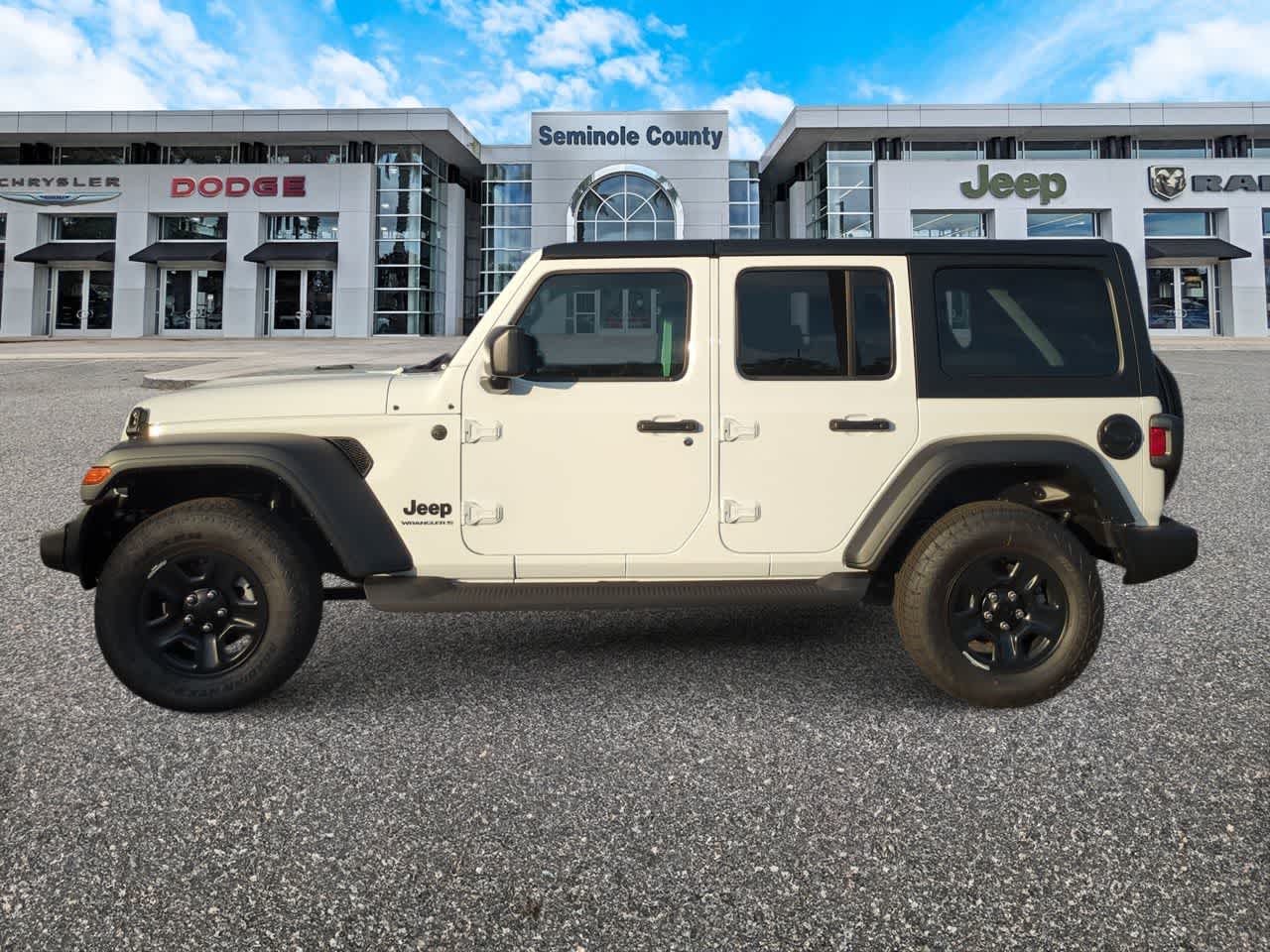 Thumbnail: 2026 Jeep Wrangler - 5