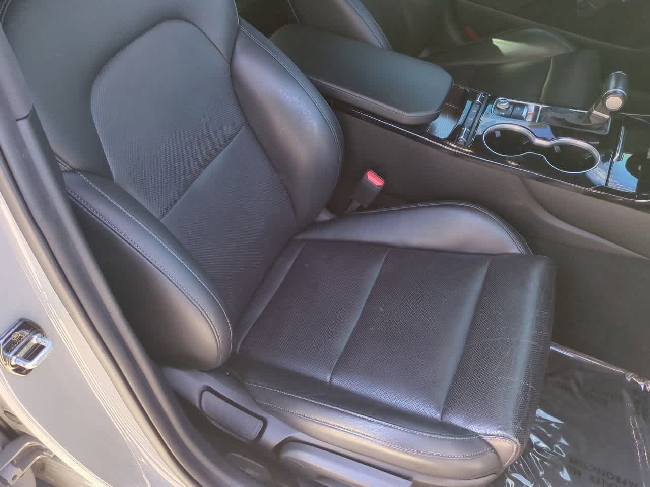 Thumbnail: 2022 Kia Stinger - 22