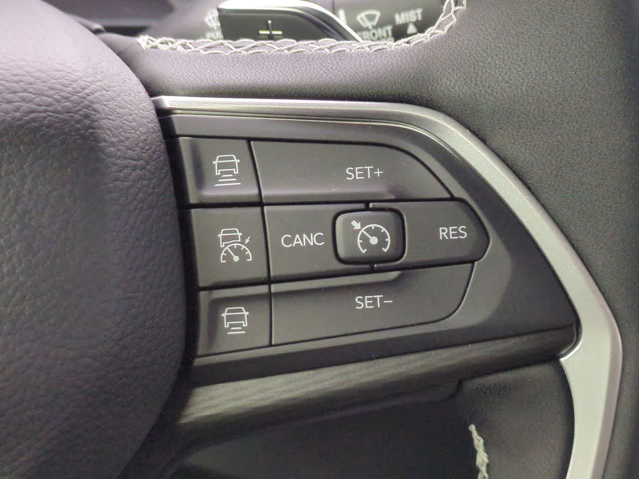 Thumbnail: 2025 Jeep Grand Cherokee - 26