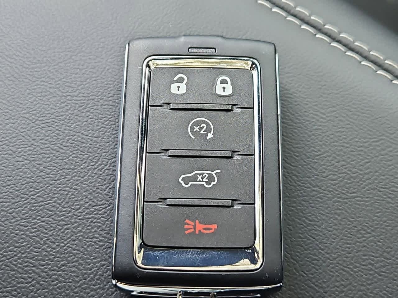 Thumbnail: 2025 Jeep Grand Cherokee - 37