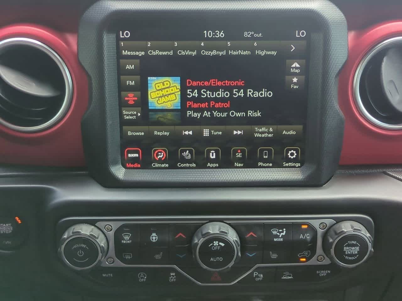 Thumbnail: 2021 Jeep Wrangler - 28