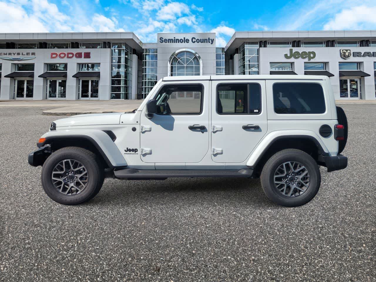 Thumbnail: 2026 Jeep Wrangler - 5