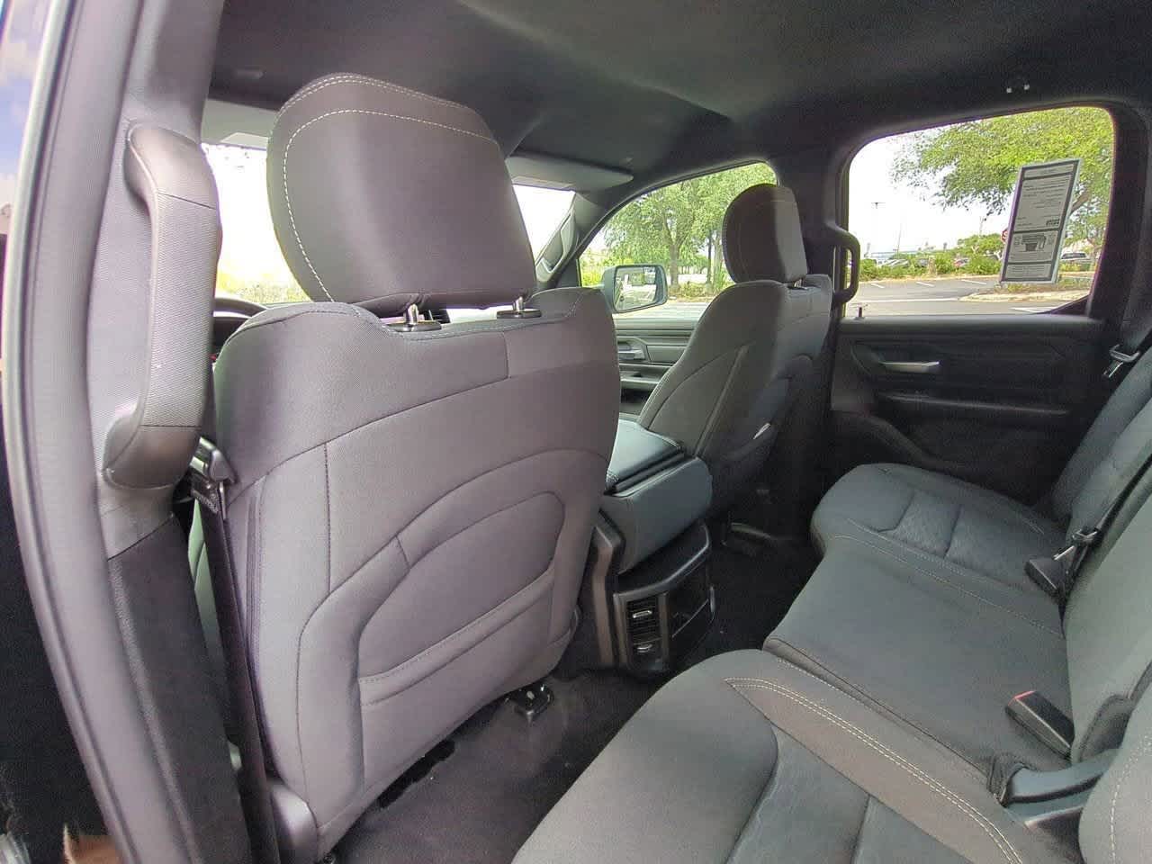 Thumbnail: 2025 RAM 1500 - 18