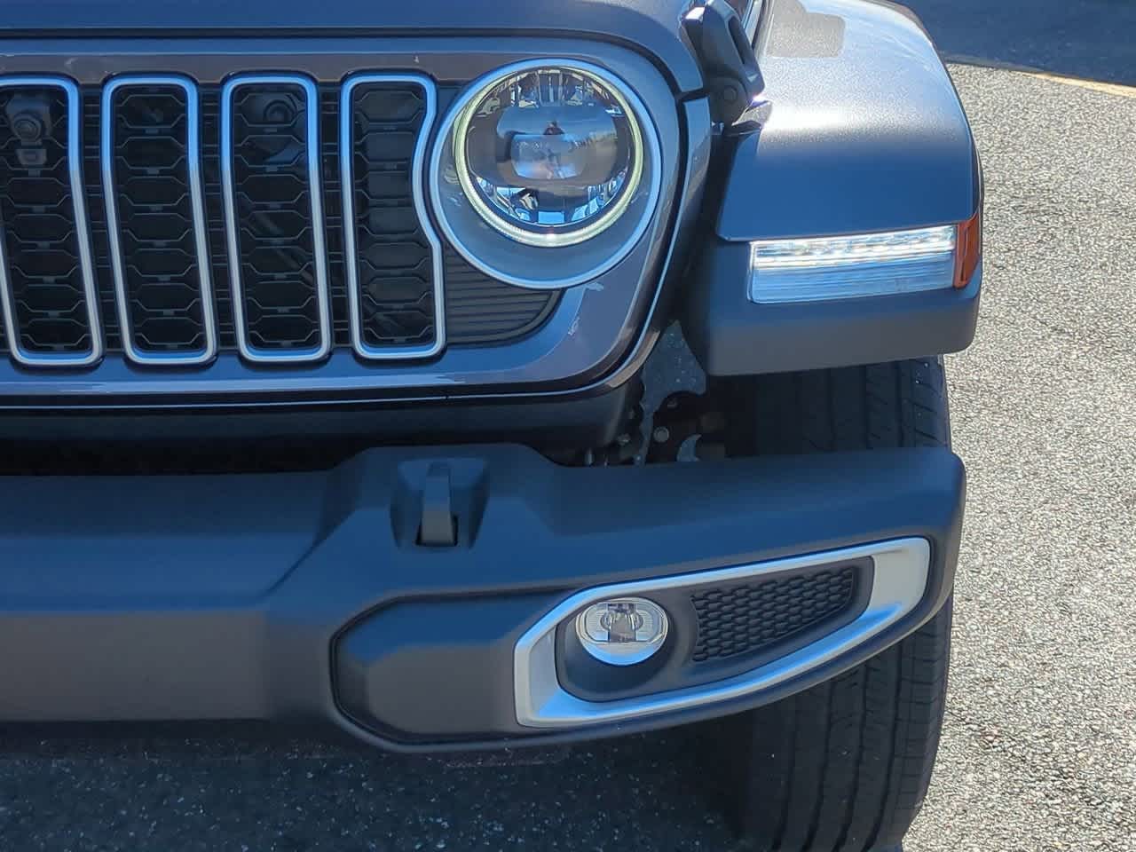 Thumbnail: 2025 Jeep Wrangler - 11