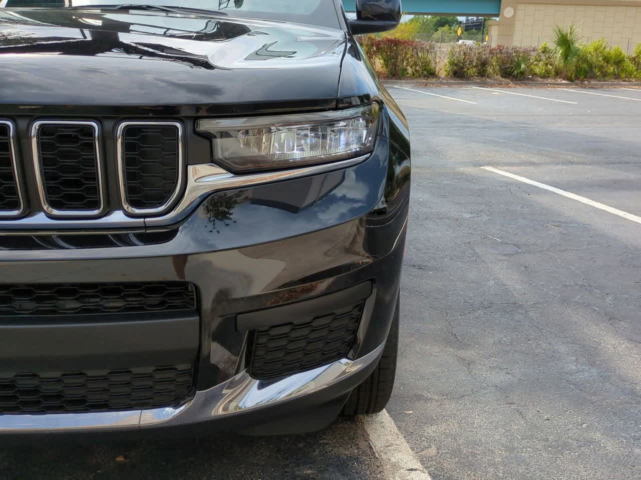 Thumbnail: 2025 Jeep Grand Cherokee L - 11