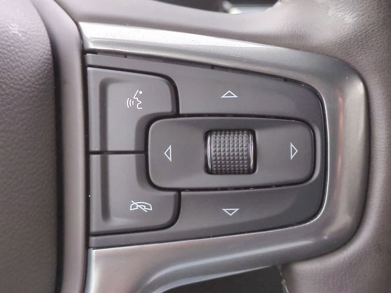 Thumbnail: 2024 Chevrolet Silverado 3500 - 26